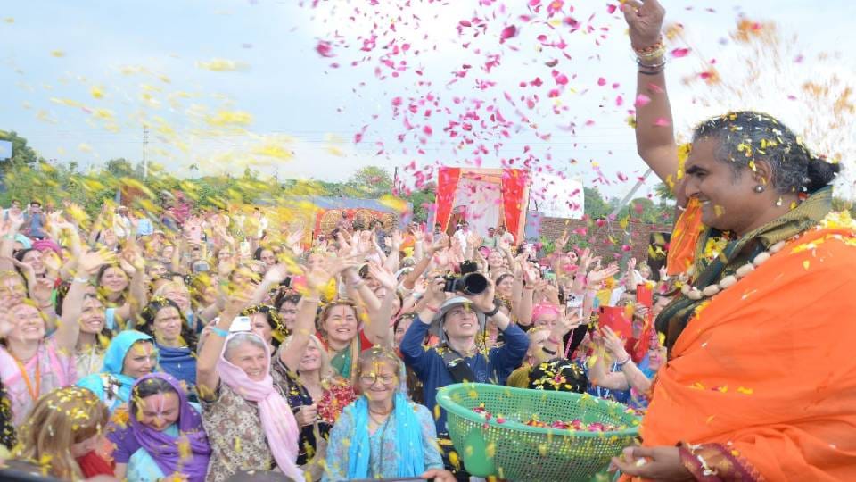 large number of foreign tourists have also arrived in Mathura to enjoy Holi festival