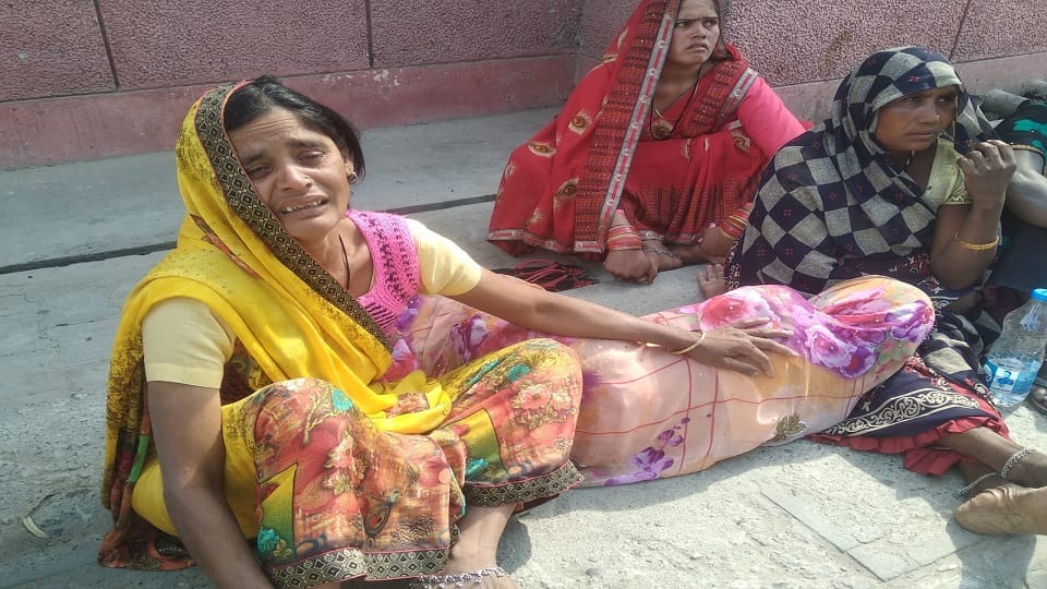 young man dies due to high speed vehicle hits him in shahjahanpur