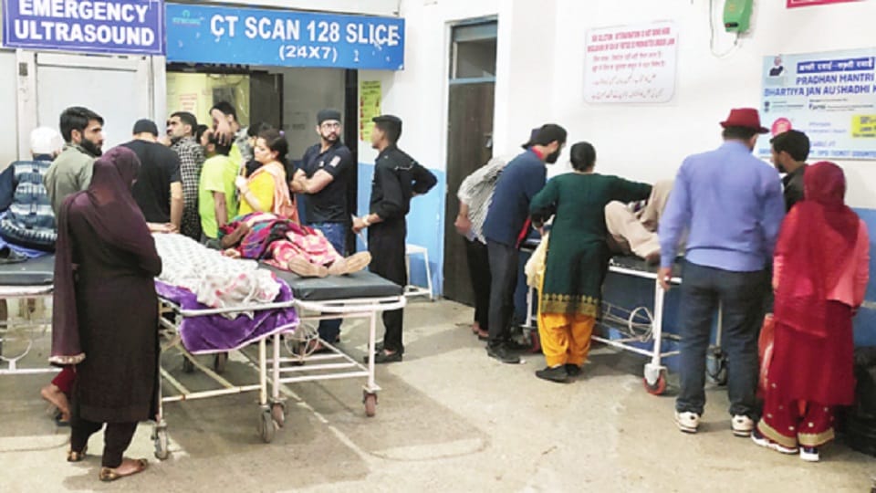 Jammu: Increased rush patients Medical College, still no land available for additional ultrasound machine