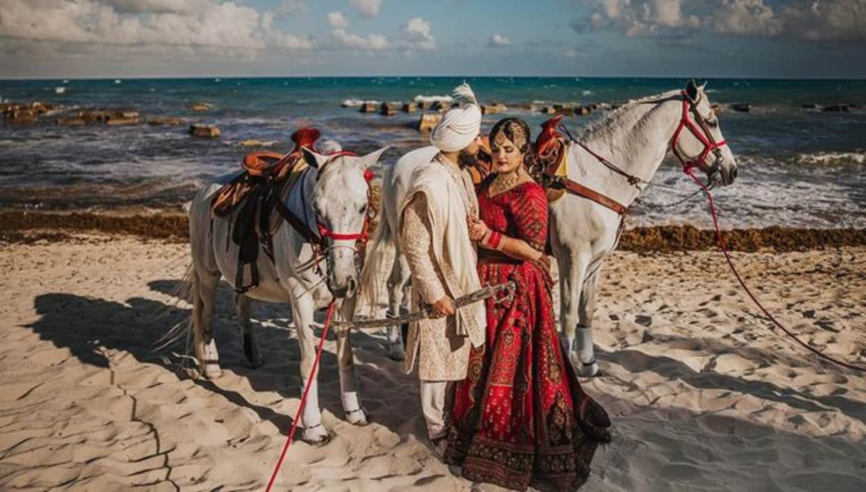 karan aujla married with long time girlfriend palak punjabi singer wedding photos goes viral on social media