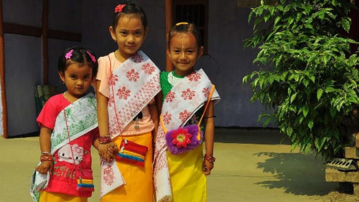 manipur holi festival and tradition, celebration of holi with traditional songs