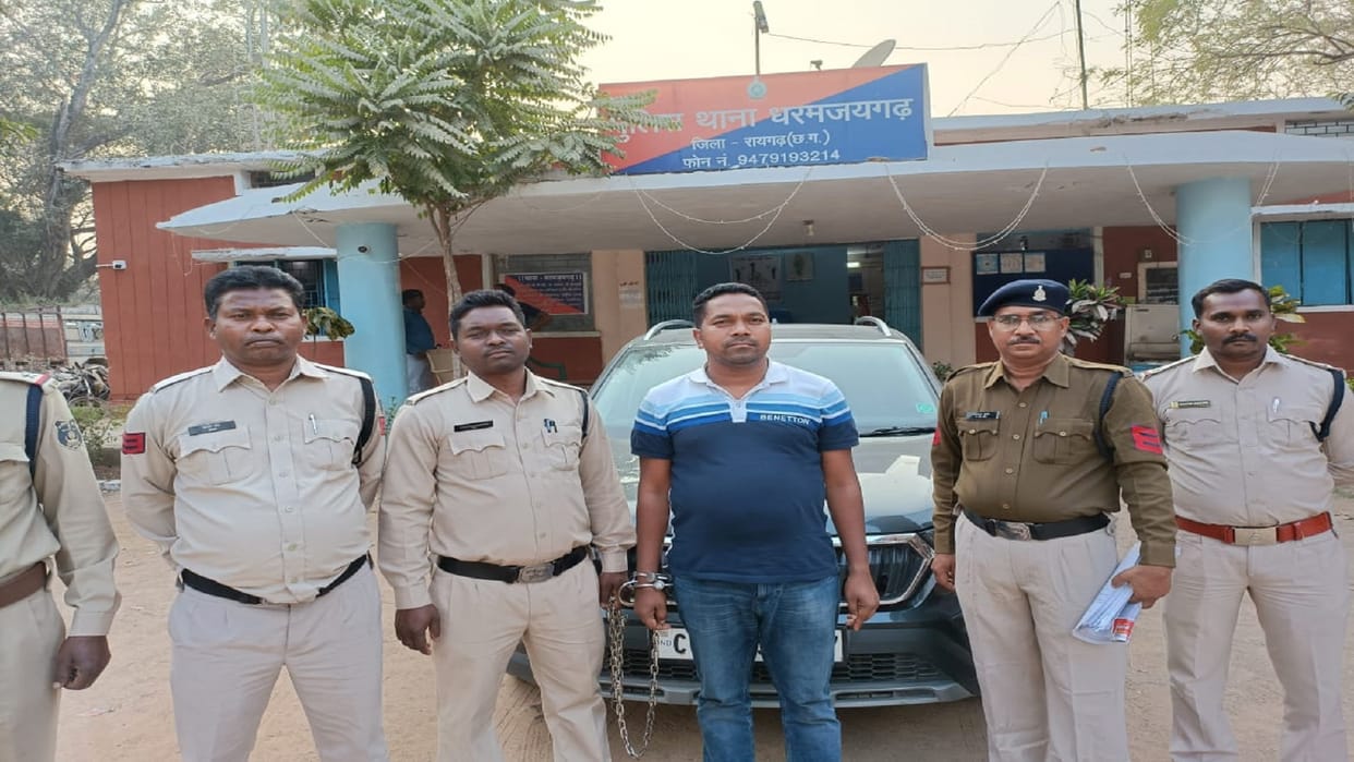 Fake IB officer married a female employee on matrimony site cheated three million