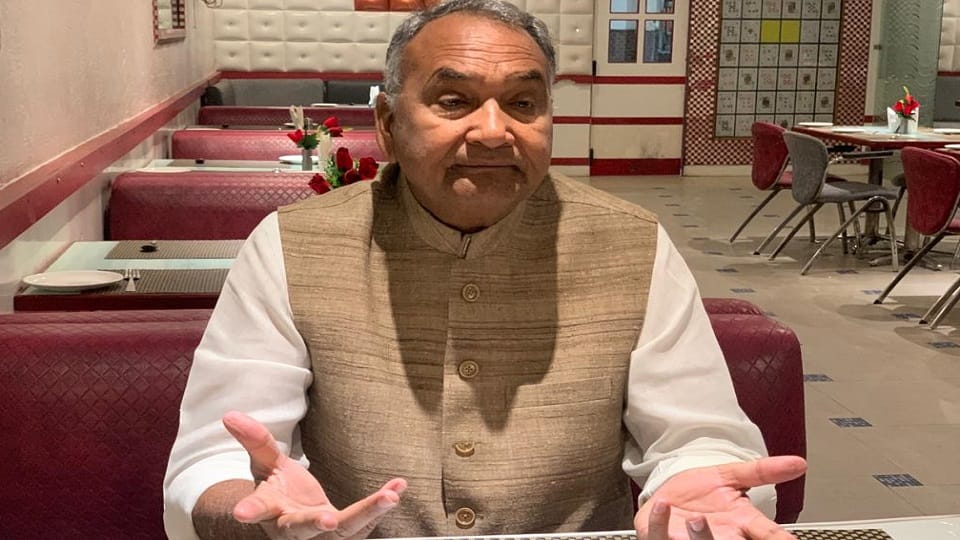 Former MP Bijendra Singh targeted the government