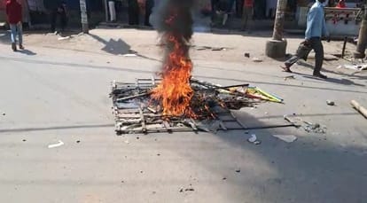 Bihar: Student crushed to death by JCB in Muzaffarpur, people created ruckus, police lathicharged