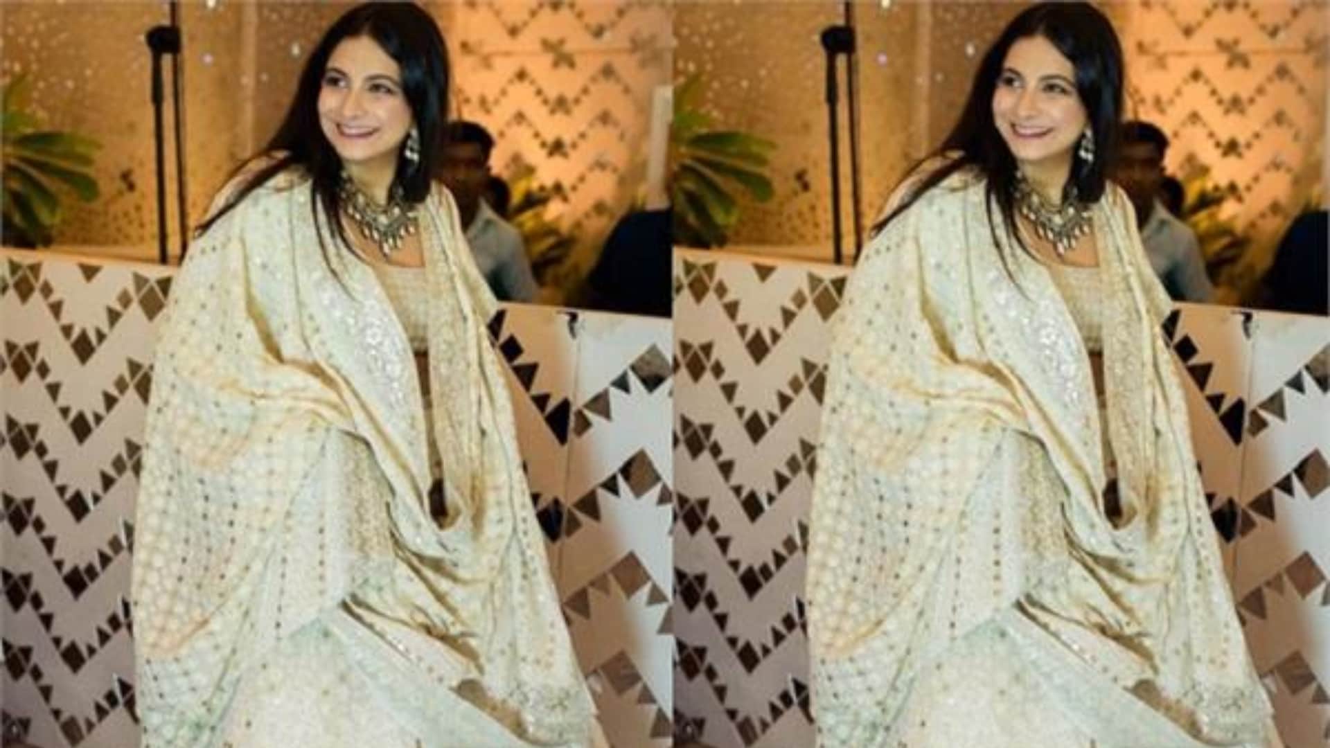 Rhea Kapoor Birthday Know Some Unknown Facts career And Net Worth of Film Producer Of Bollywood Industry