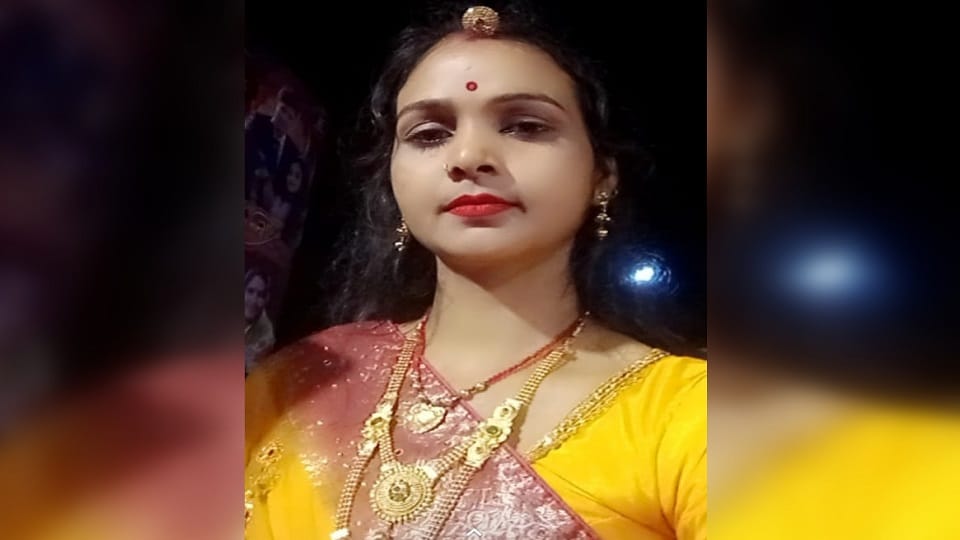 Woman died under suspicious circumstances in Jhansi