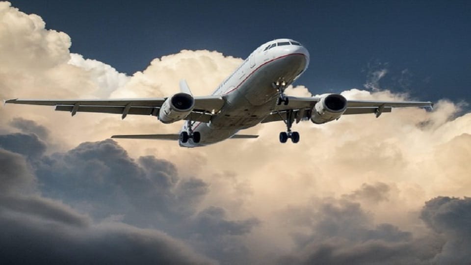 person named Arya Vohra urinated in an American Airlines flight