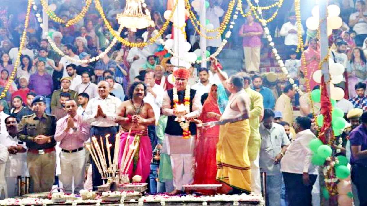 Grand opening of International Holi Festival with Maha Aarti at Brahma Ghat, Pushkar