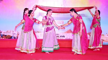 Grand opening of International Holi Festival with Maha Aarti at Brahma Ghat, Pushkar