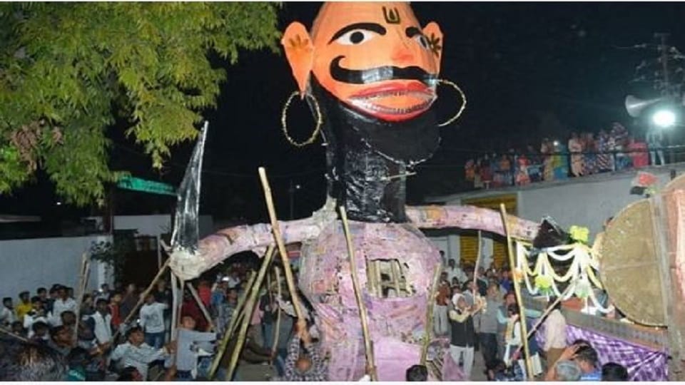 Holi 2023 beating effigy of Kansa then Holika Dahan in agra
