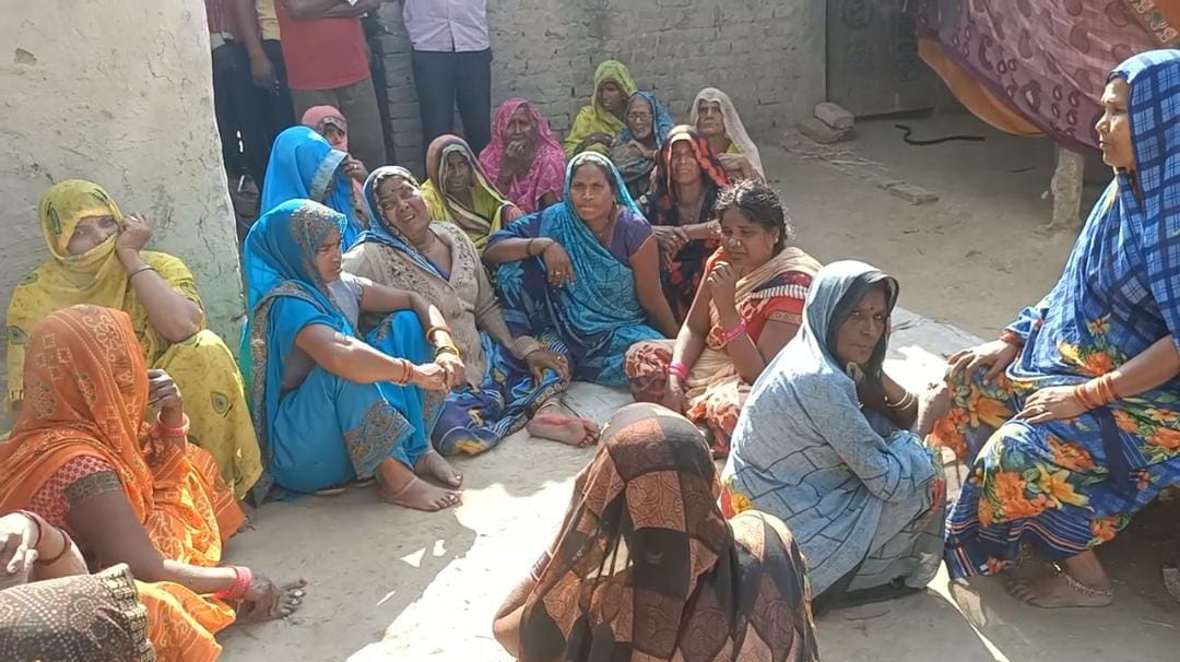 Cyclist killed and two injured due to bike collision of youths coming to Kashi Vishwanath Dham