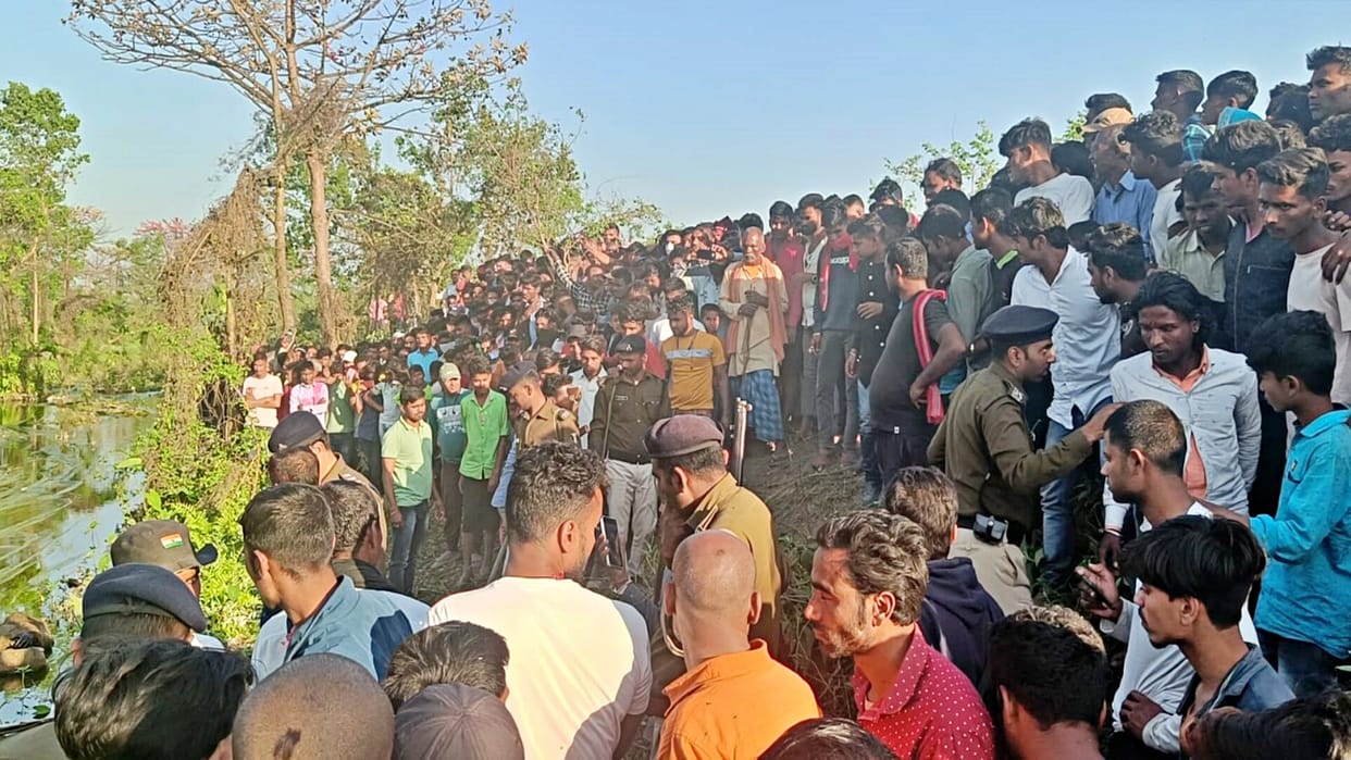 Bihar Crime Dead body of a missing youth found in a canal in Bettiah