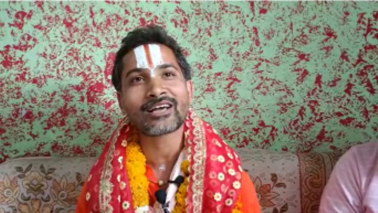 Digital Baba returned from Narmada Parikrama, Lesson given to Pt. Dhirendra Shastri
