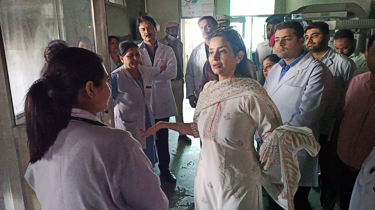 Surprise inspection of Health Department of DG Sonia Tirkha in Yamunanagar