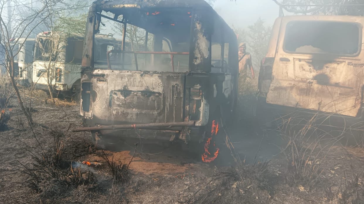 Fire broke out in bushes of police station premises in Gorakhpur