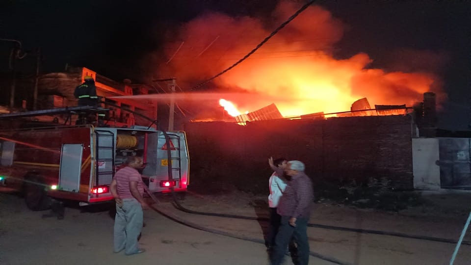 Fire broke out in Trans Yamuna Chemical Factory located in Dhirkheda industrial area on Hapur-Meerut border