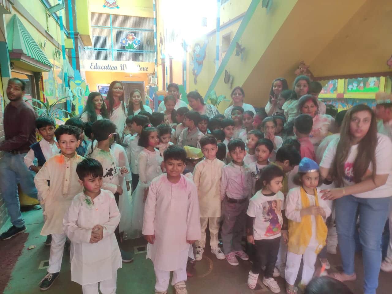 Holi 2023: Bhadra will not be overshadowed on Holika Dahan, rare yoga after thirty years