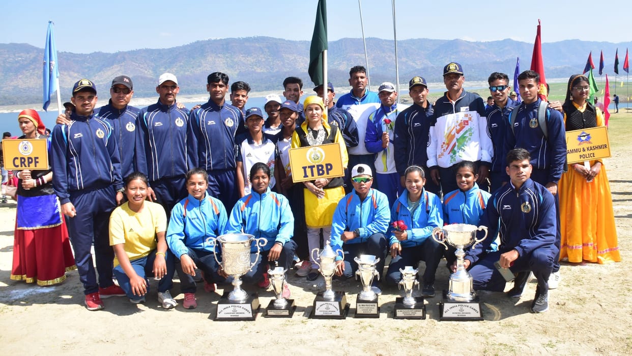 22nd All India Police Water Sports Championship ITBP Team Wins Gold Medal In Kayaking 200 Meter Event