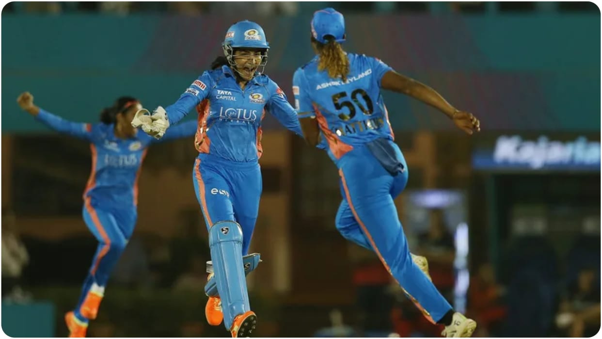 Smriti mandhana RCB loose second consecutive match in a row mumbai beats by 000 wickets