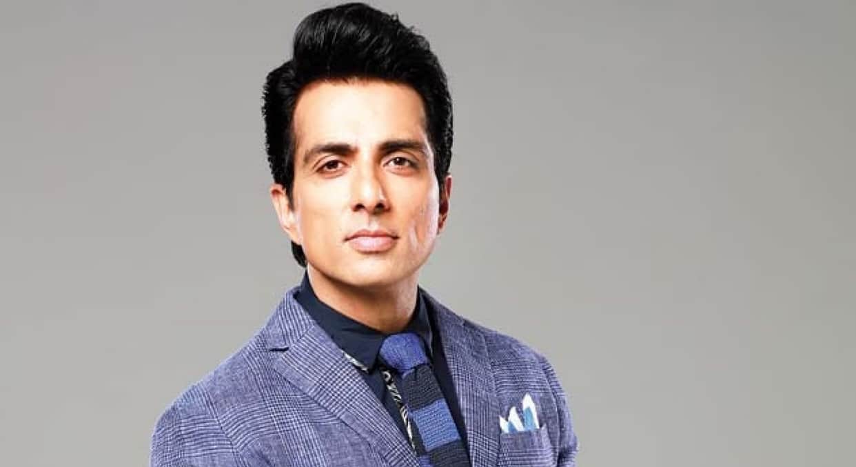 Sonu Sood taunts Bollywood celebs for joining twitter blue tick says do not buy just earn it