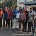 थाने में शिकायत लेकर पहुंचे गो तस्कर।