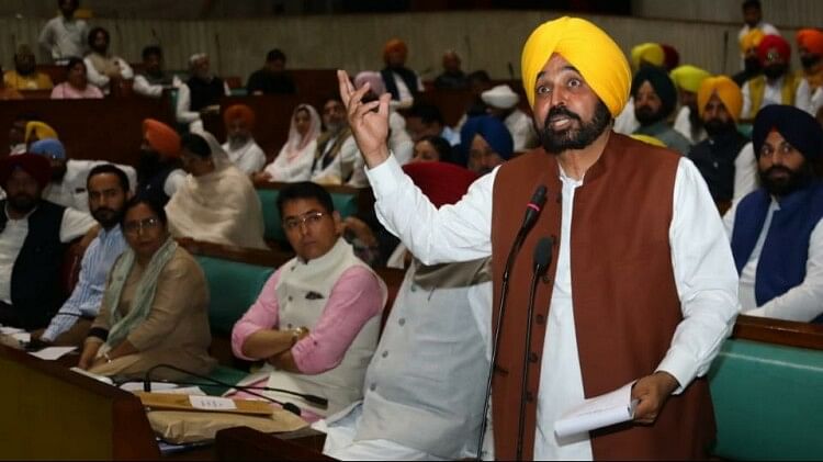 Punjab Budget Session:सदन में तीसरे दिन भी हंगामा, प्रिंसिपलों के मुददे ...