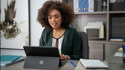Windows 11: माइक्रोसॉफ्ट विंडोज 11 के लिए लाया AI सपोर्ट, पेंट्स और फोटो का इस्तेमाल हो जाएगा बेहद आसान Microsoft Windows 11 Apps may Offer AI Backed Features soon with Photos Paint and Snipping Tool report