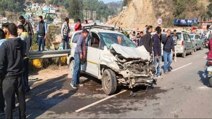 Himachal: कालका-शिमला हाईवे पर तेज रफ्तार इनोवा ने कुचले नौ कामगार, पांच की मौत, चार घायल इनोवा ने मजदूरों को कुचला।