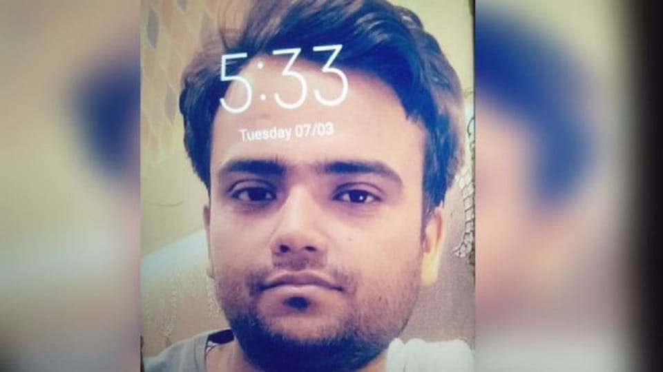 Assistant loco pilot dies after being hit by a train in Shahjahanpur