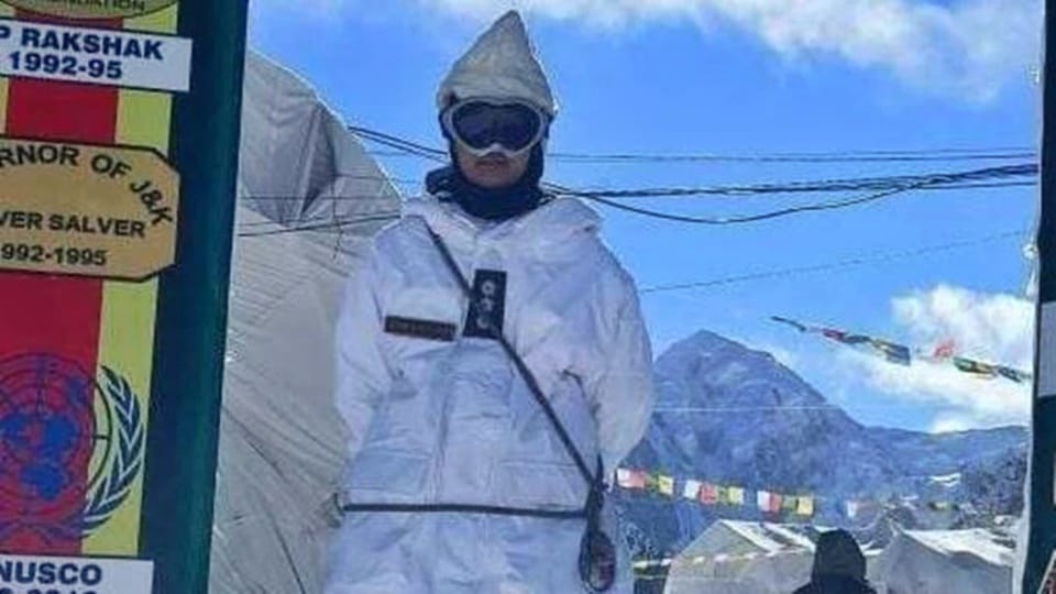 कैप्टन शिवा चौहान