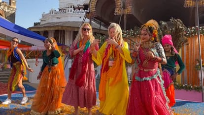 Bihar: 52 closets, 53 doors, 7 courtyards… such foreign guests arrived on Holi in the fort of Amawan Estate