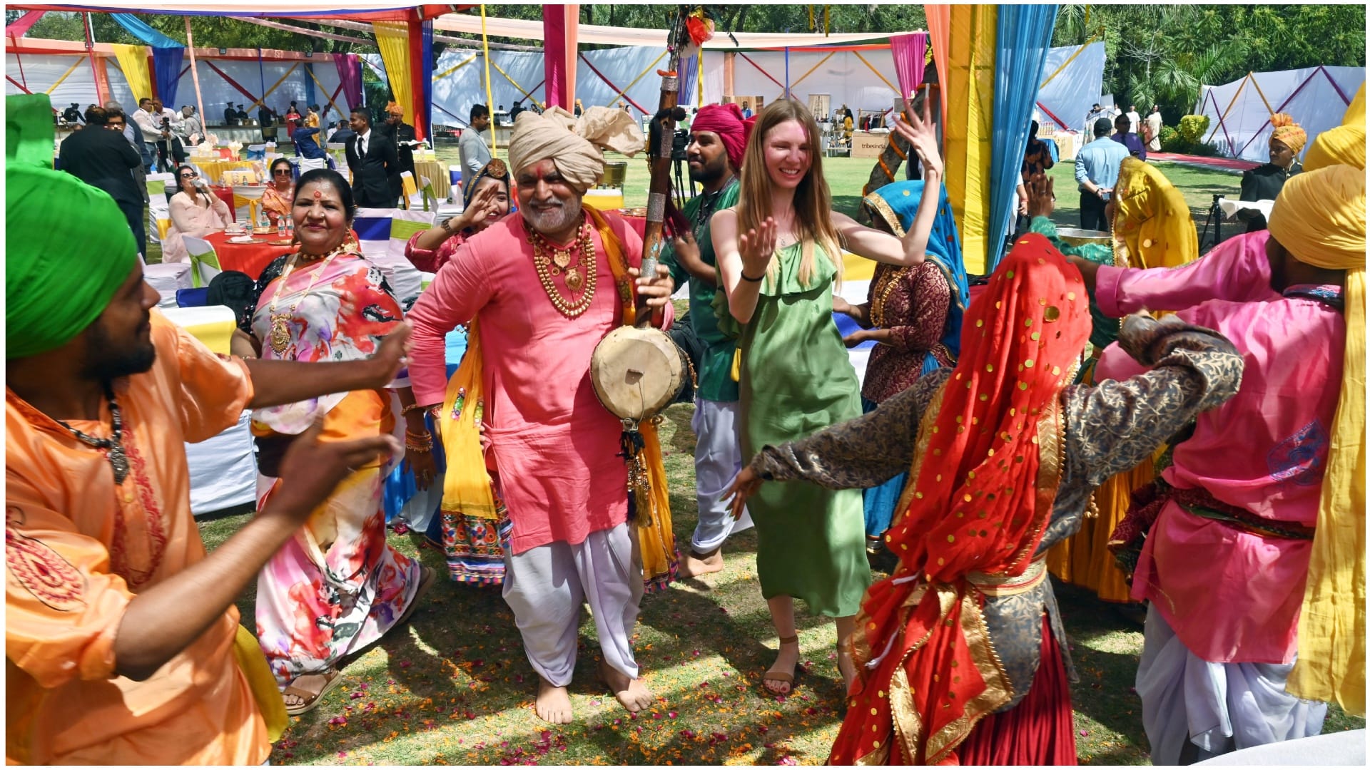 Holi 2023 Celebration Photos Videos joy in whole country children to old people are drenched in colors Updates