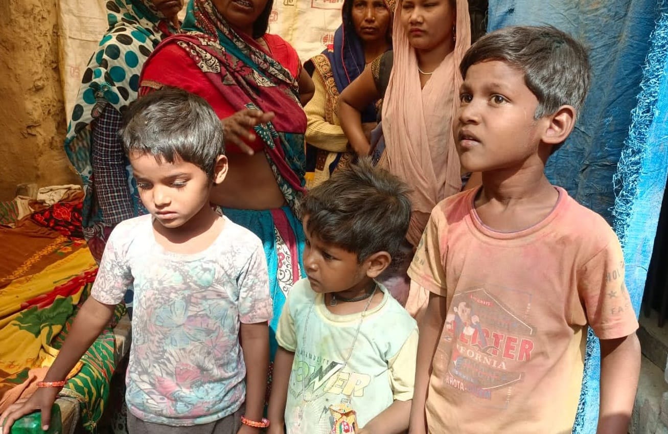 Husband shot his wife in a liquor dispute in Kannauj, then hanged himself