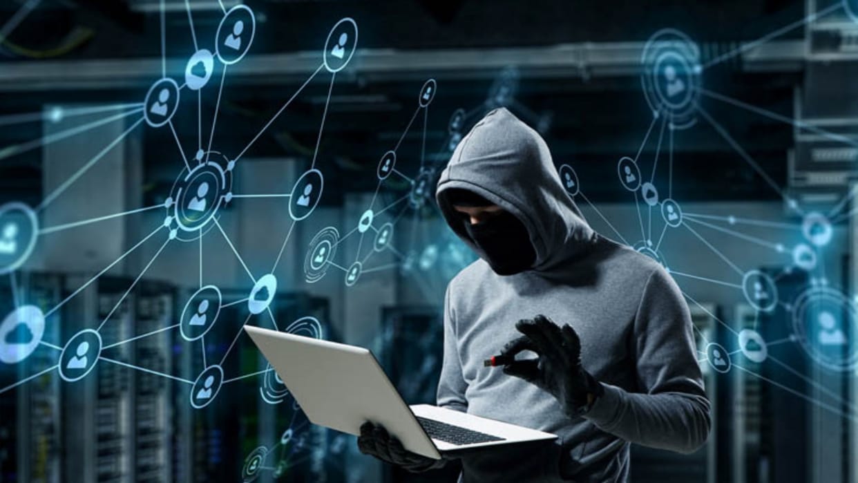 Online betting racket busted in Chhatarpur, two accused arrested