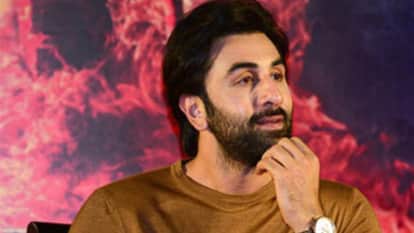 Ranbir Kapoor Going To Take Paternity Leave After Animal For Six Month To spend time with daughter Raha