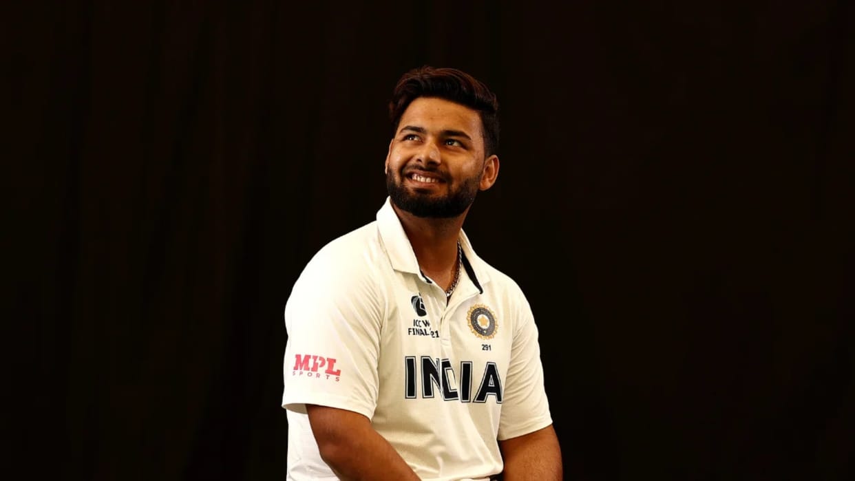 Rishabh Pant latest picture went viral doing timepass by playing chess shares video