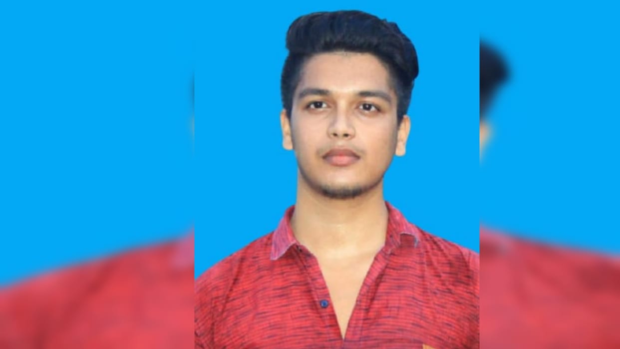 Danish of Gorakhpur University got an annual package of five lakhs.