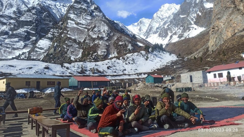 Uttarakhand Weather Changed On Holi snowfall in mountains and heavy hailstorm in Mussoorie photos