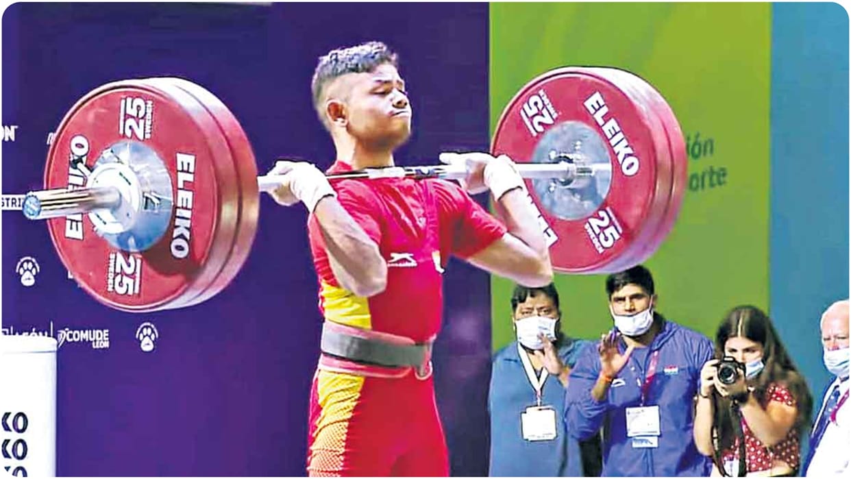 Gurunaidu would try to save his Youth Weightlifting Championships crown 13 players from India will participate