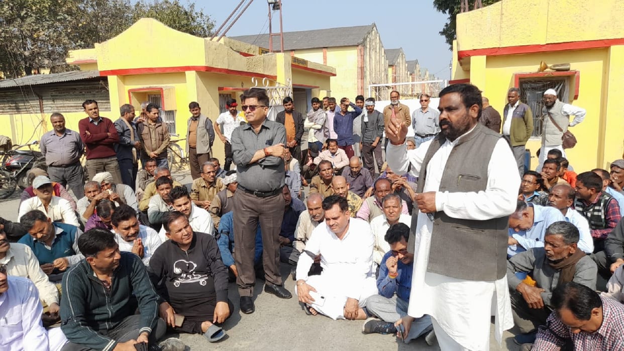 Sugar mill workers did not celebrate Holi in Bijnor