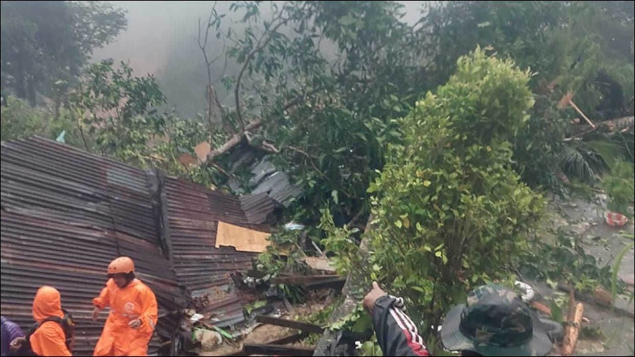 World News Indonesia landslide kills 10 with dozens missing