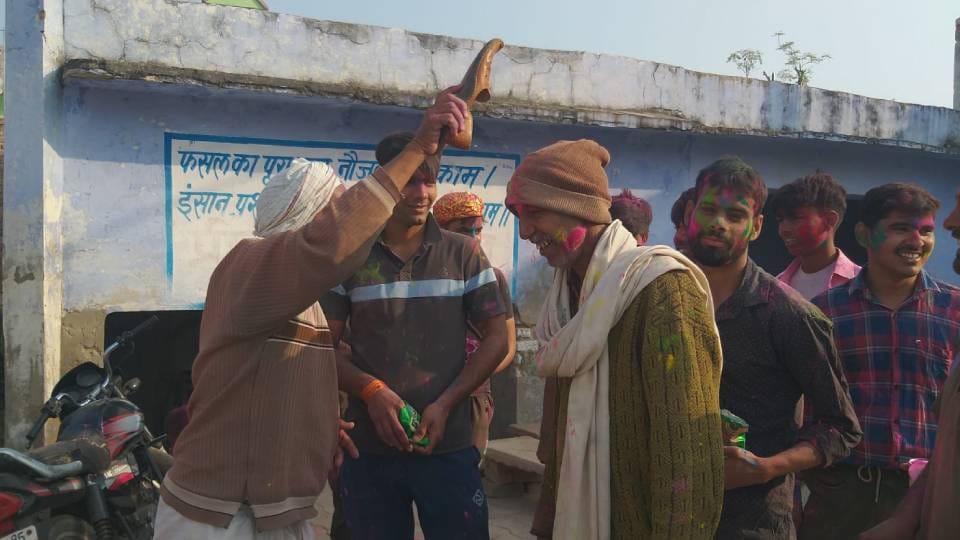 they play Holi by hitting shoe and slippers on each other In Bachgaon village of Sonkh town in Mathura