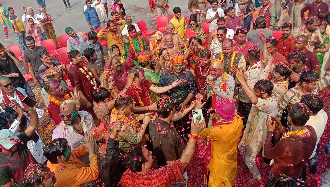 People played Holi the festival of colors in Uttar Pradesh