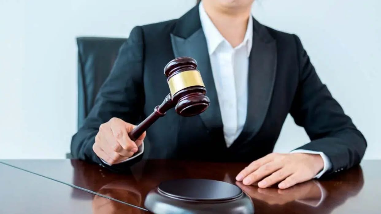 Rajasthan Blackmailing female judge demanded 20 lakhs edited obscene photos sent to court and home