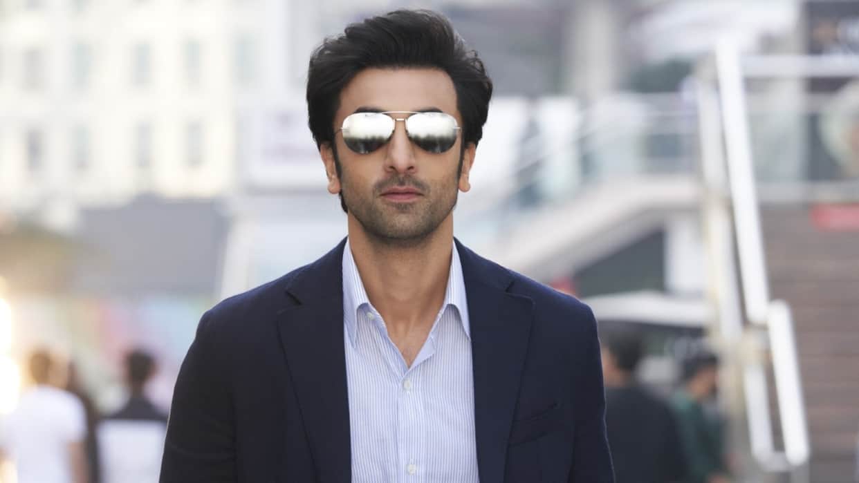 Ranbir kapoor Tu jhoothi main makkaar actor said he got bullied in school for being rishi kapoor son