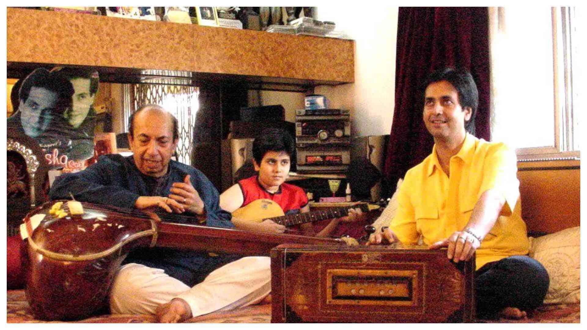 Famous singer Mahendra Kapoor grandson Sidhant ready for debut with AR Rahman with single album Beparwah