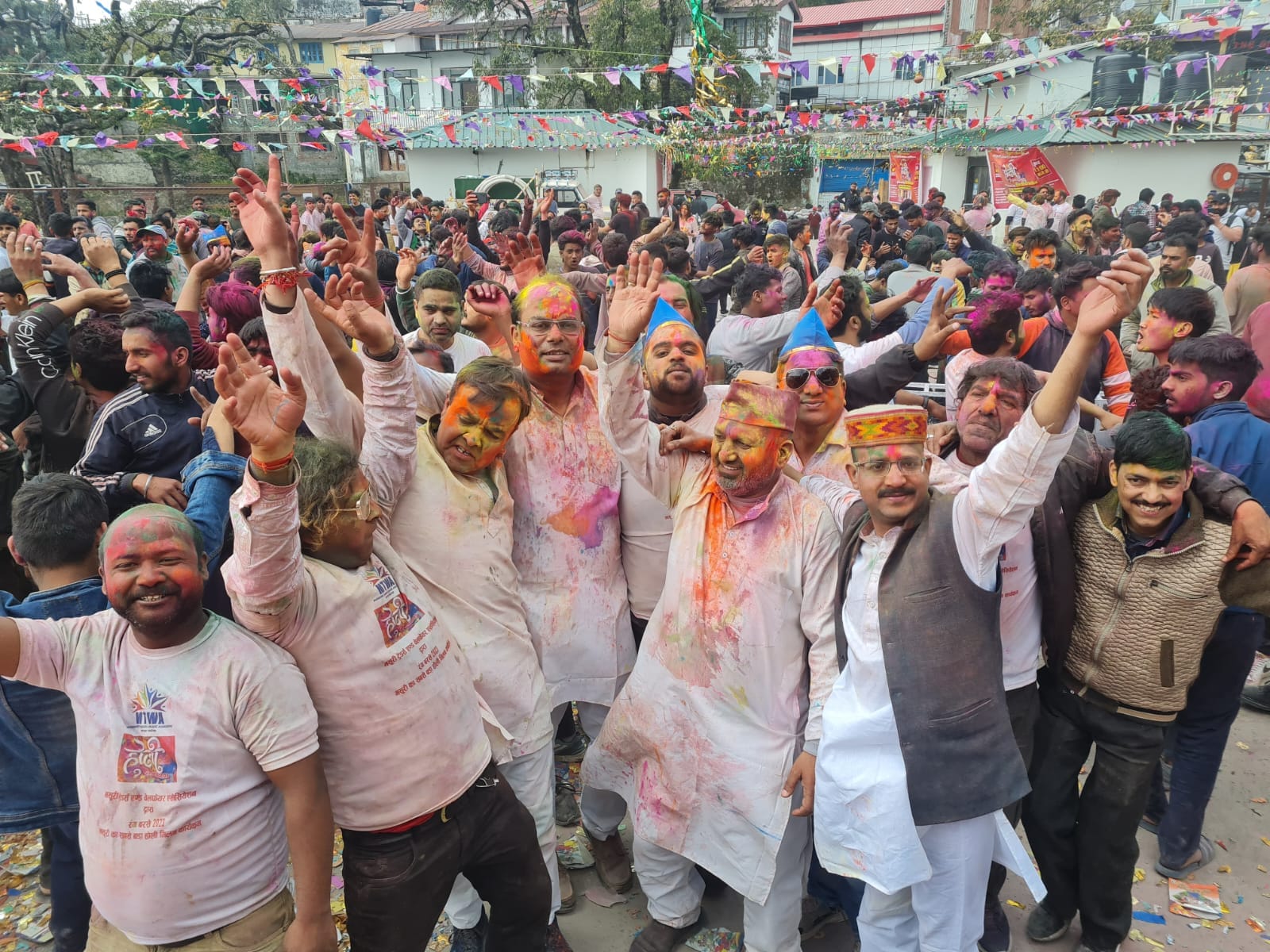 Holi 2023 Celebration with colors and Flowers in uttarakhand Photos
