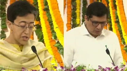 शपथग्रहण करते आतिशी और सौरभ भारद्वाज