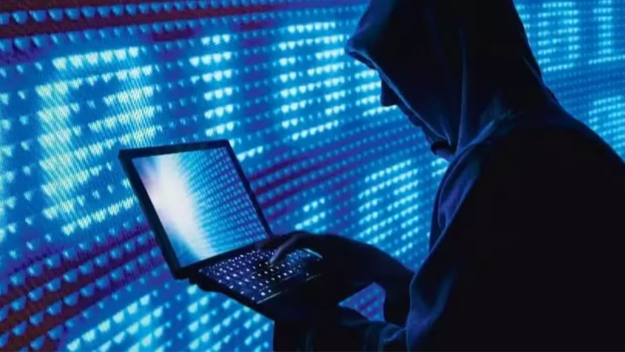 Thug duped Rs 12 lakh on pretext of getting a job in North East Delhi