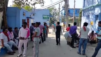 मृतक के परिजन